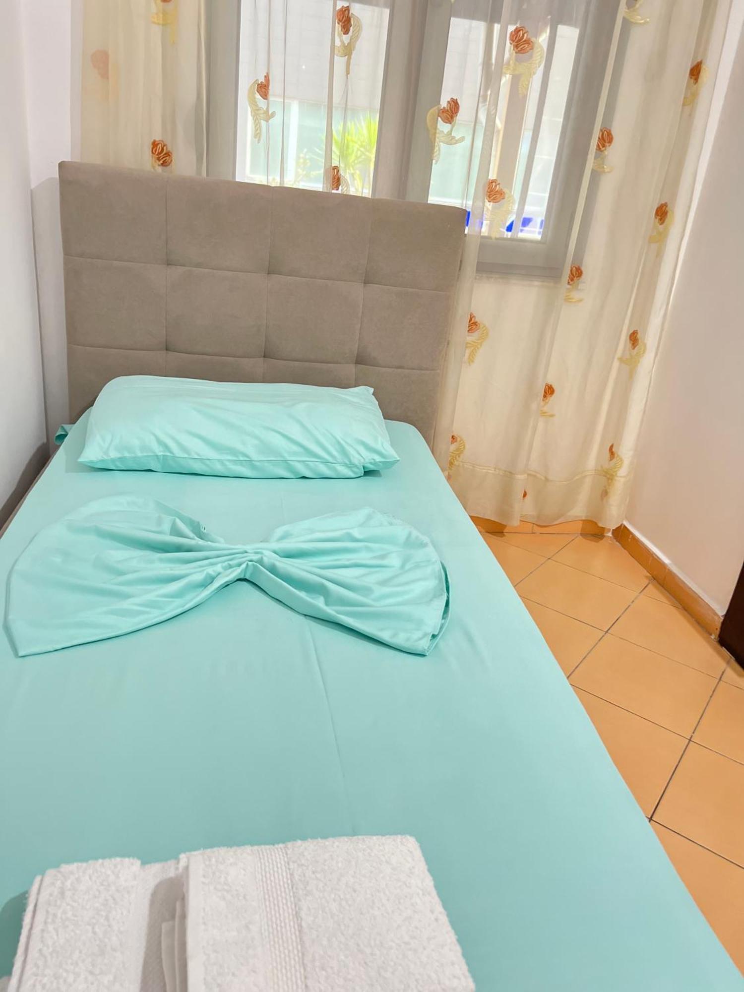 טיראנה Leonard Apartment מראה חיצוני תמונה
